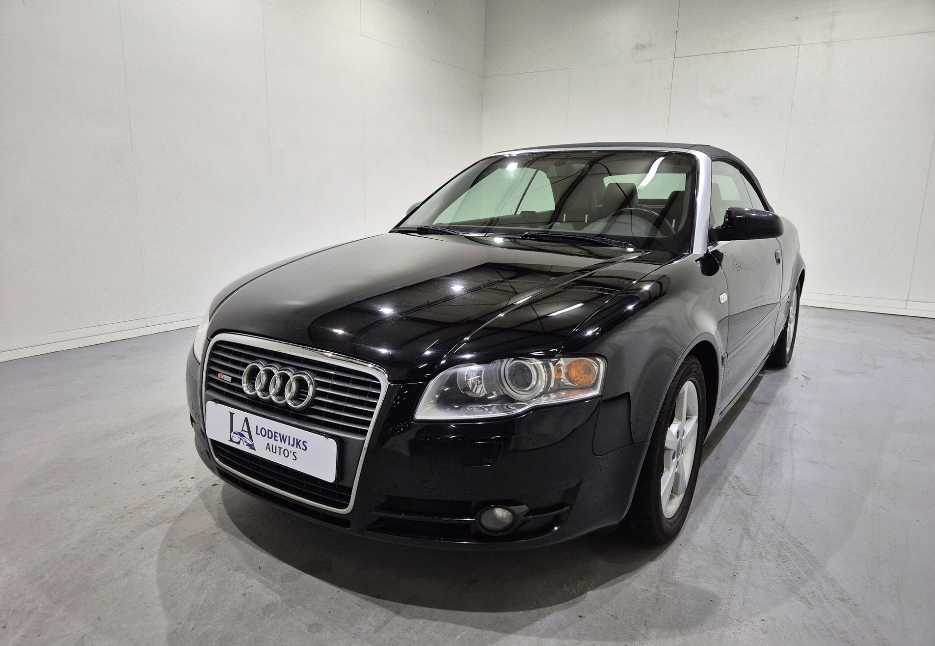 Audi A4 2.0 Tfsi 147KW Cabrio AUT 2006 Zwart