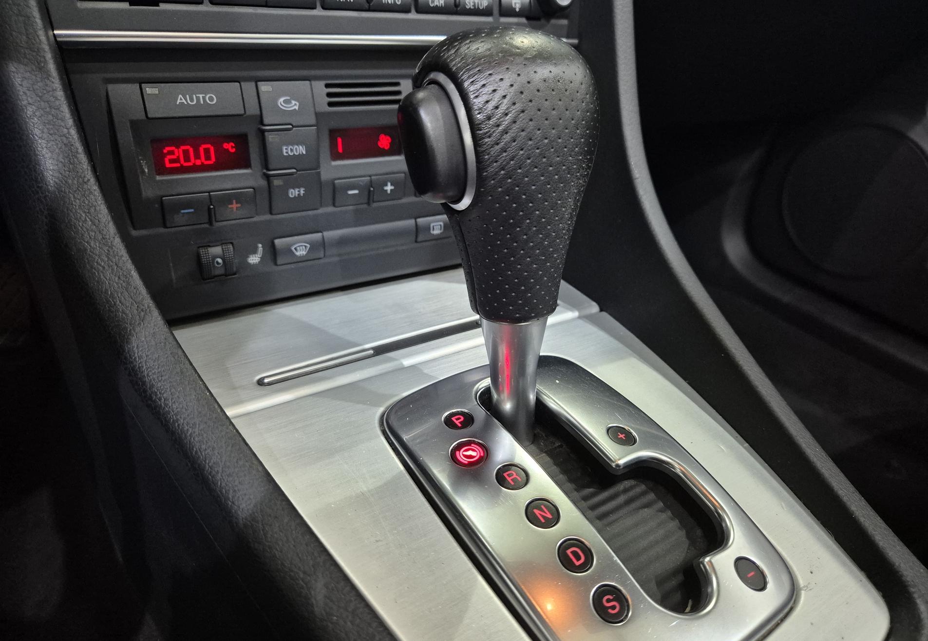 Audi A4 2.0 Tfsi 147KW Cabrio AUT 2006 Zwart