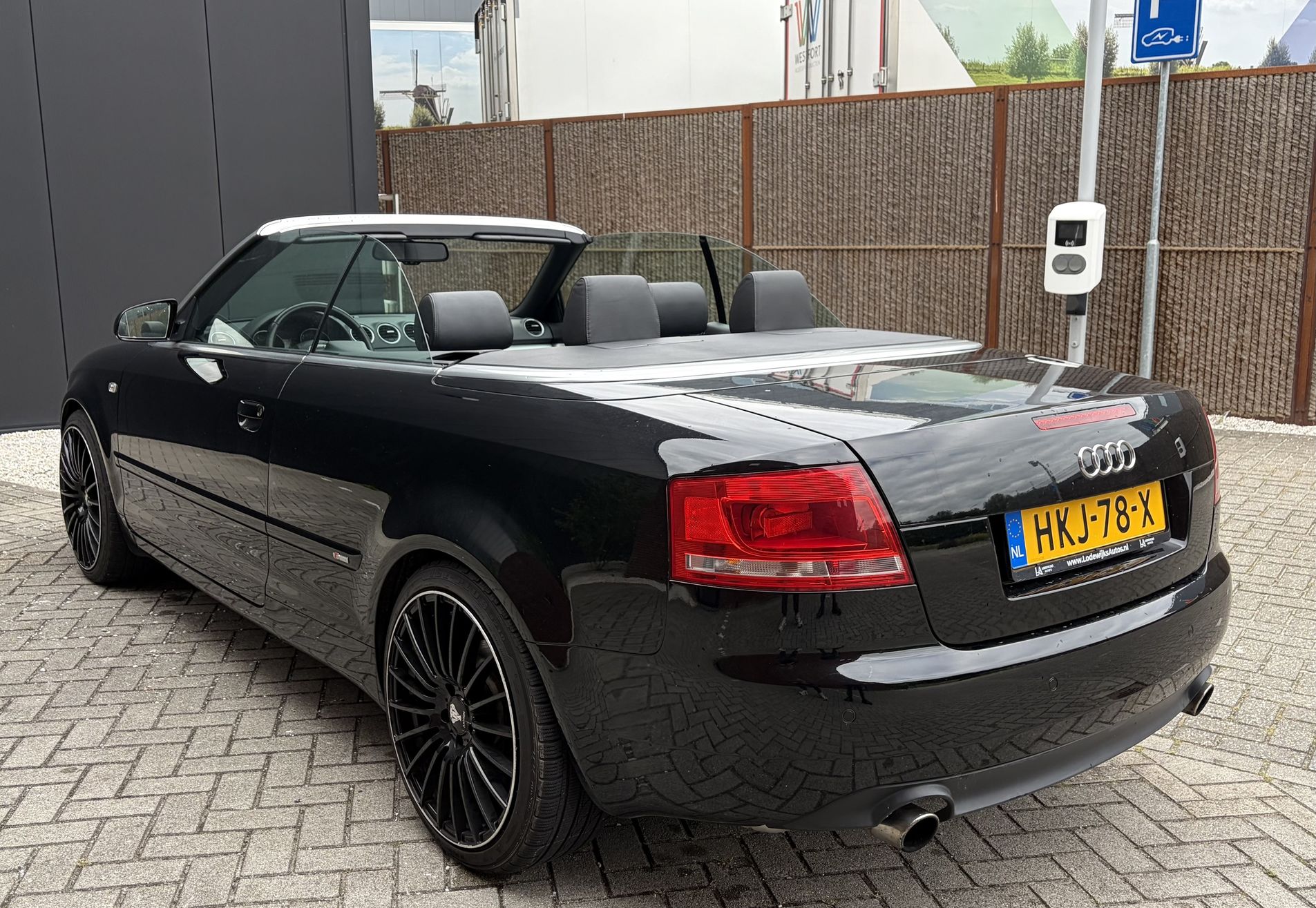 Audi A4 2.0 Tfsi 147KW Cabrio AUT 2006 Zwart