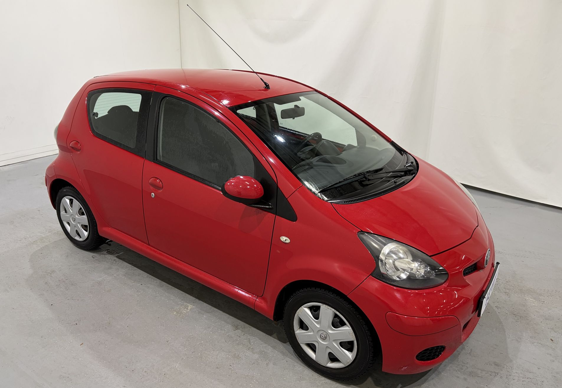 Toyota Aygo 1.0-12V Aspiration Red