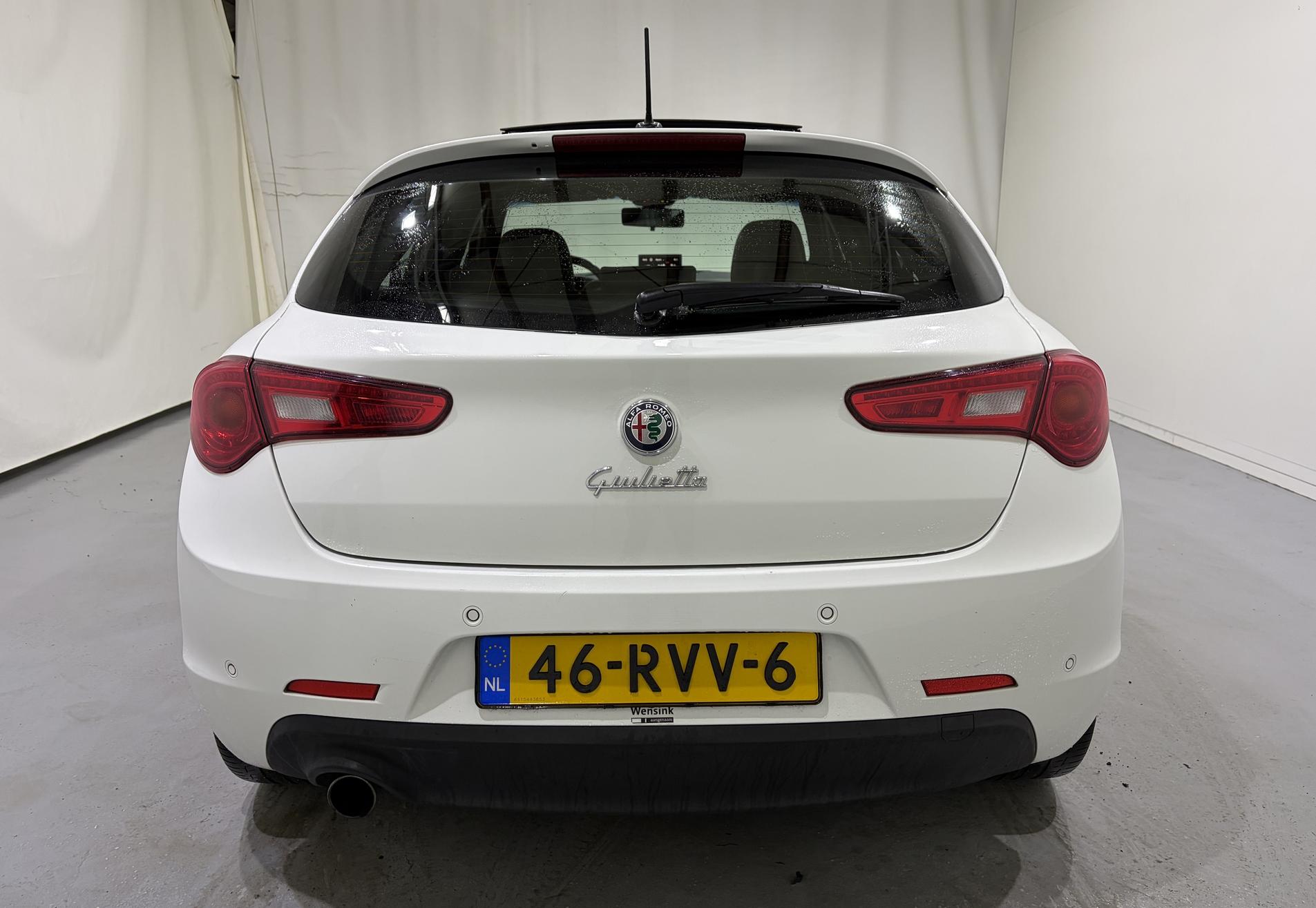 Alfa Romeo Giulietta 1.4 T Distinctive/Panoramadak