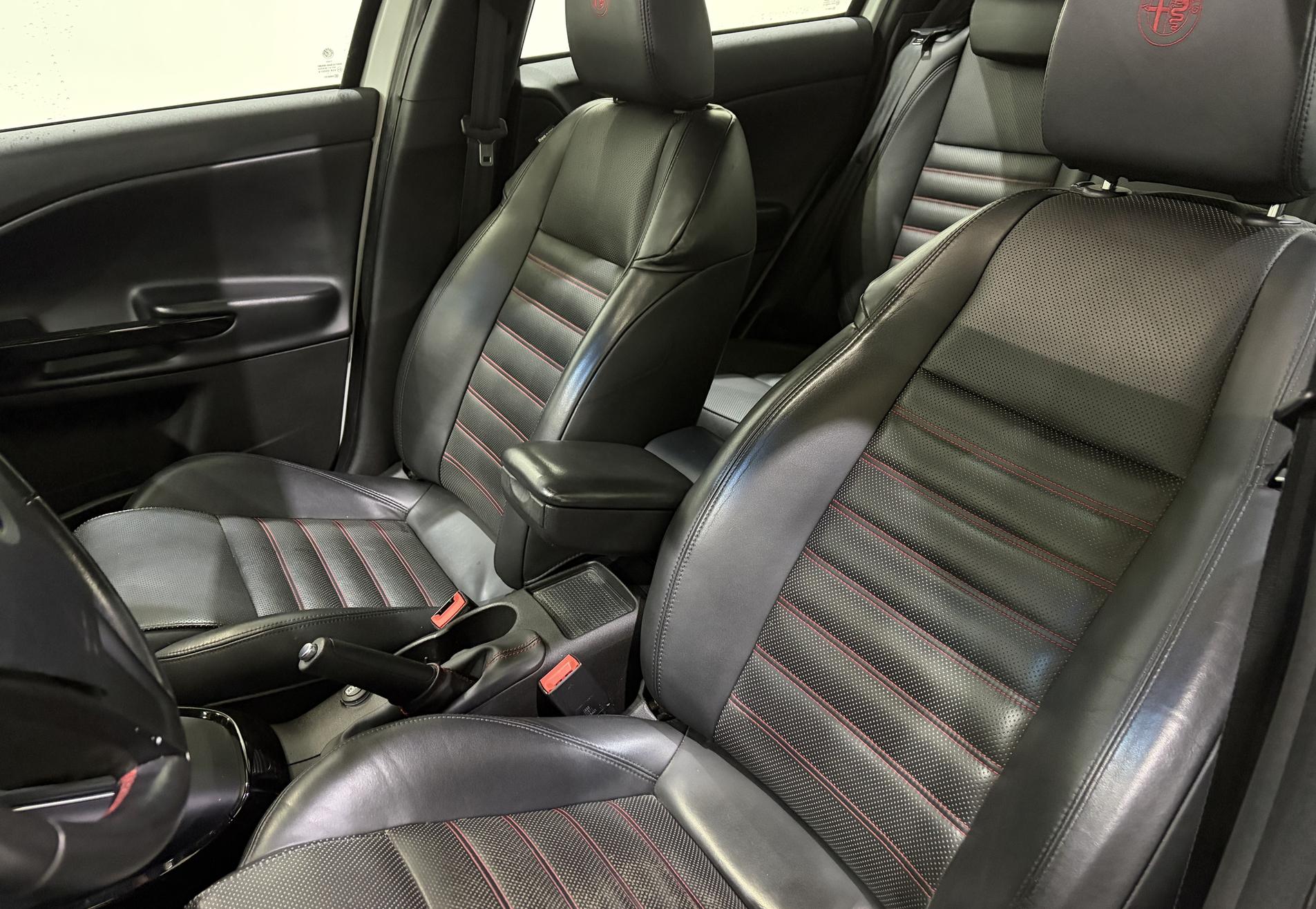 Alfa Romeo Giulietta 1.4 T Distinctive/Panoramadak