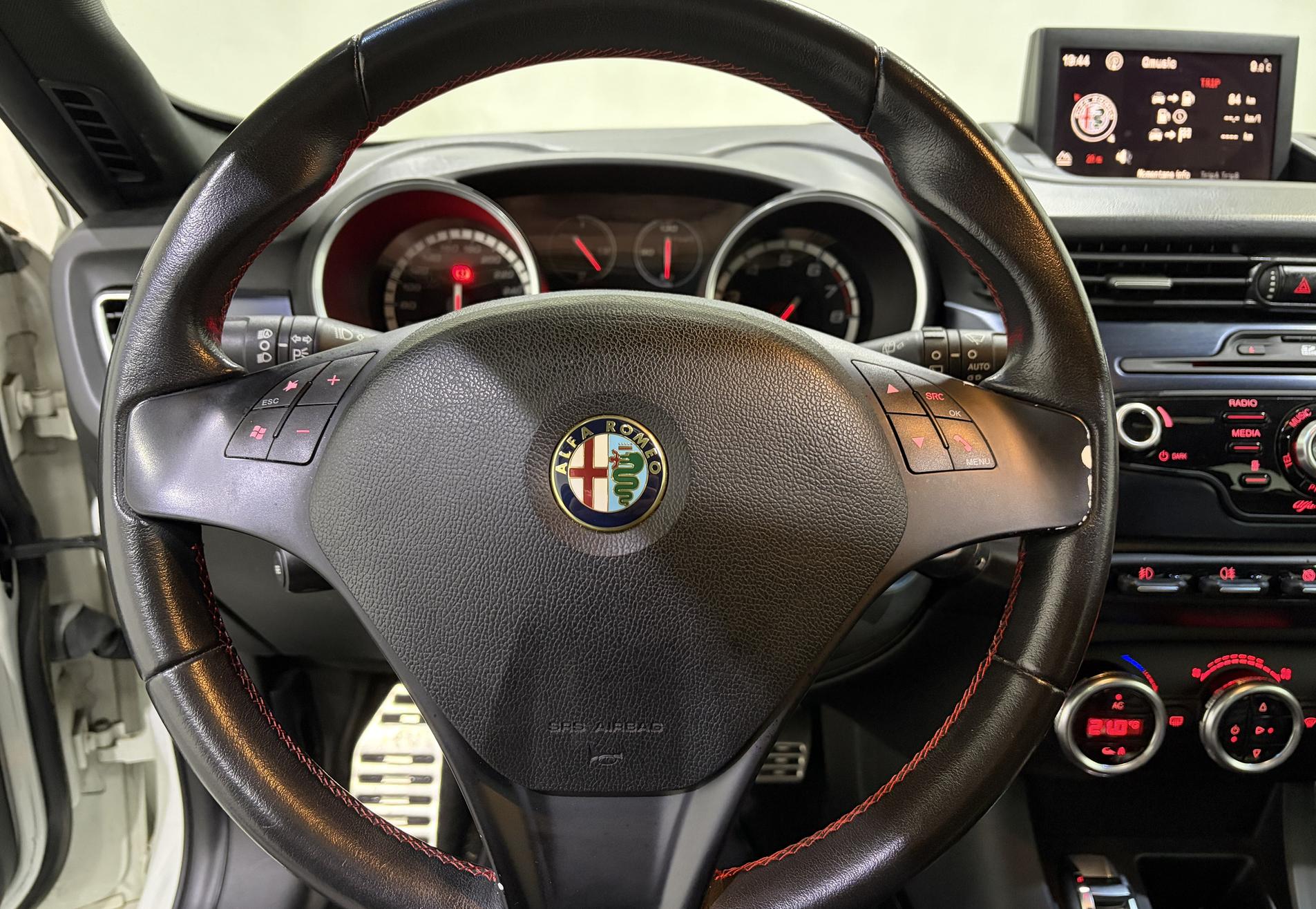 Alfa Romeo Giulietta 1.4 T Distinctive/Panoramadak