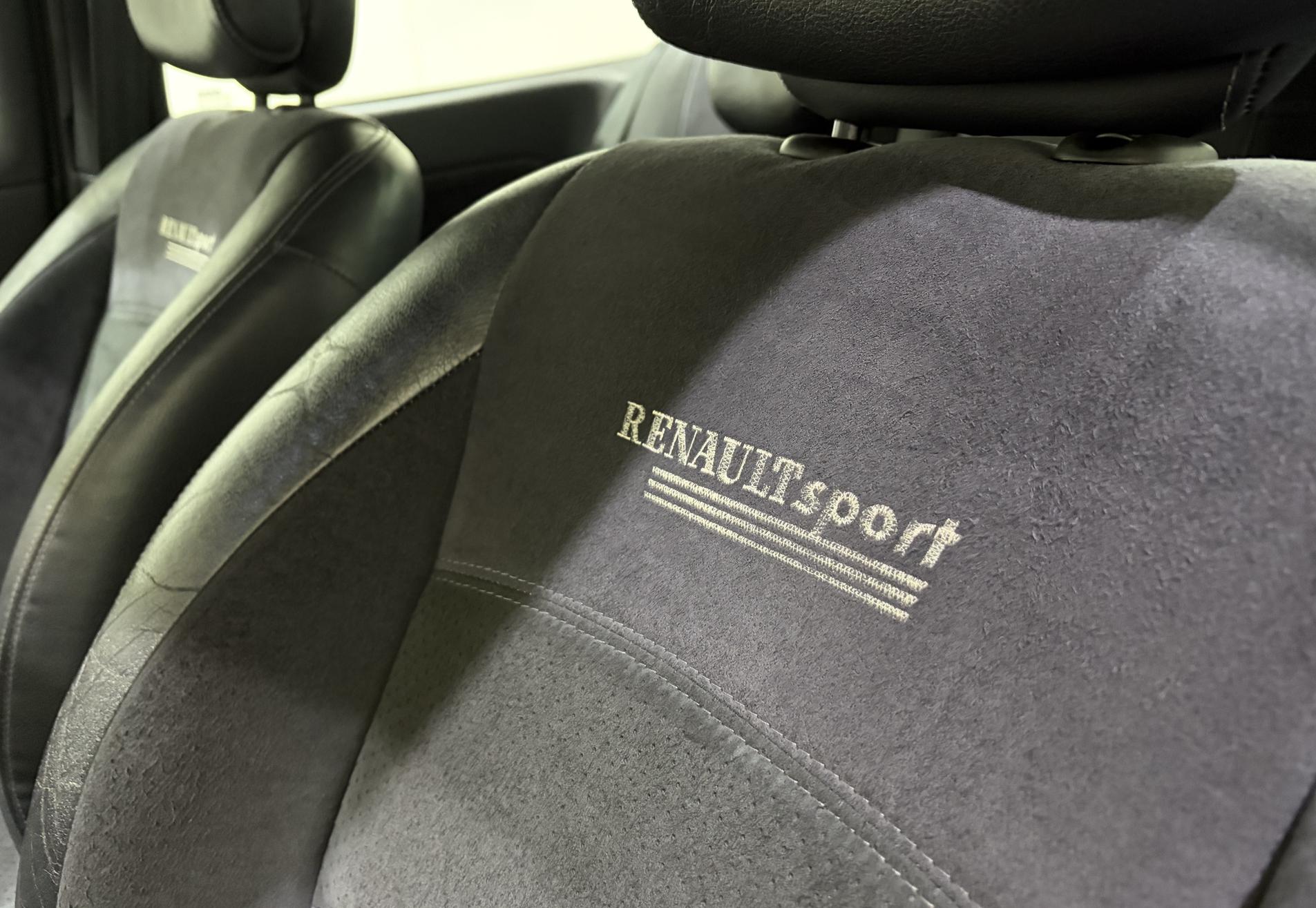 Renault Clio RS 2.0-16V Sport