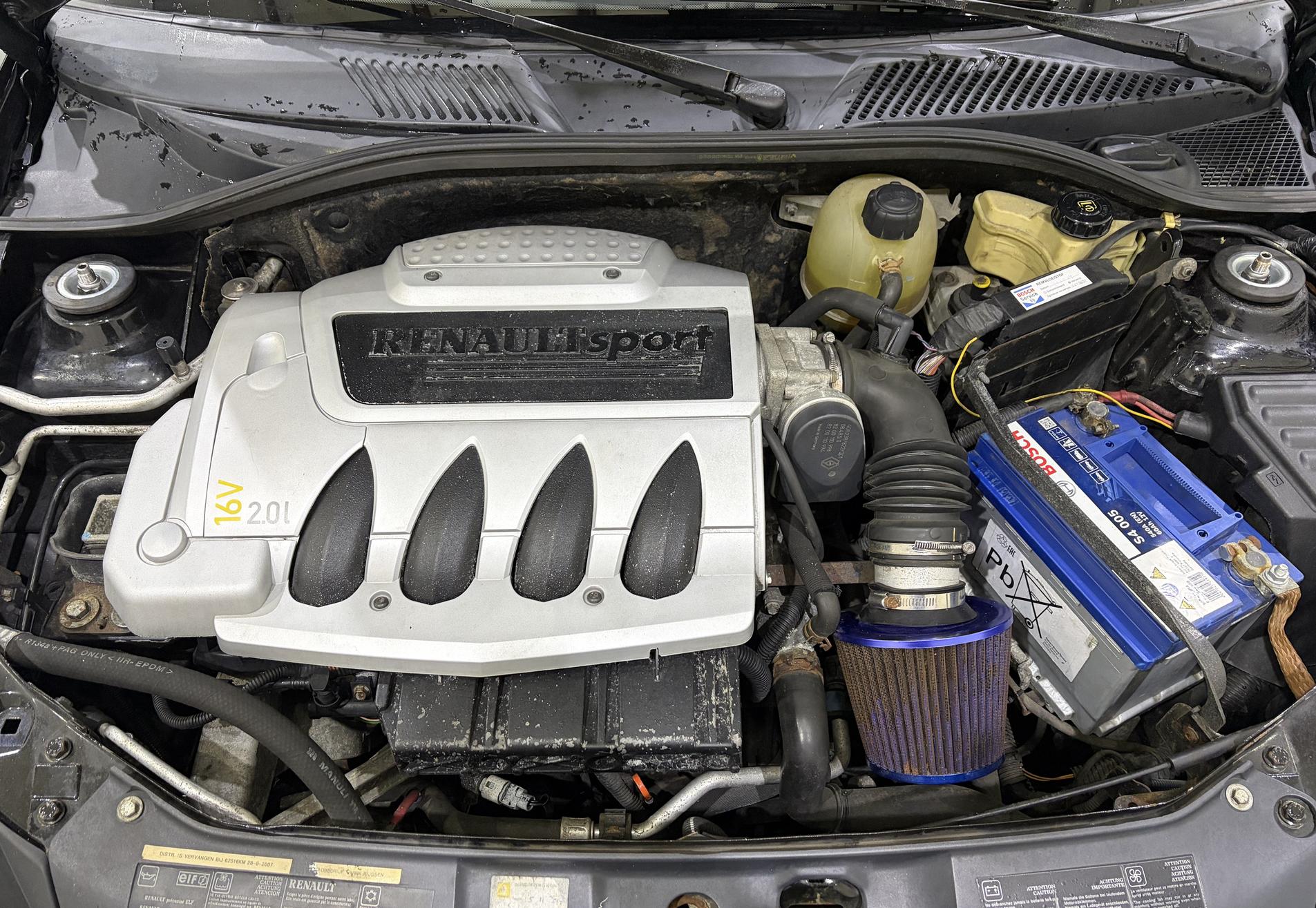 Renault Clio RS 2.0-16V Sport