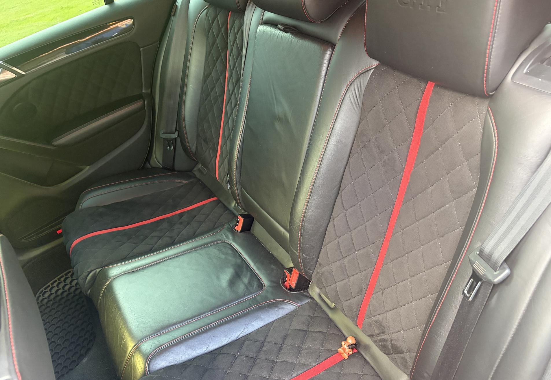 Volkswagen Golf 2.0 GTI