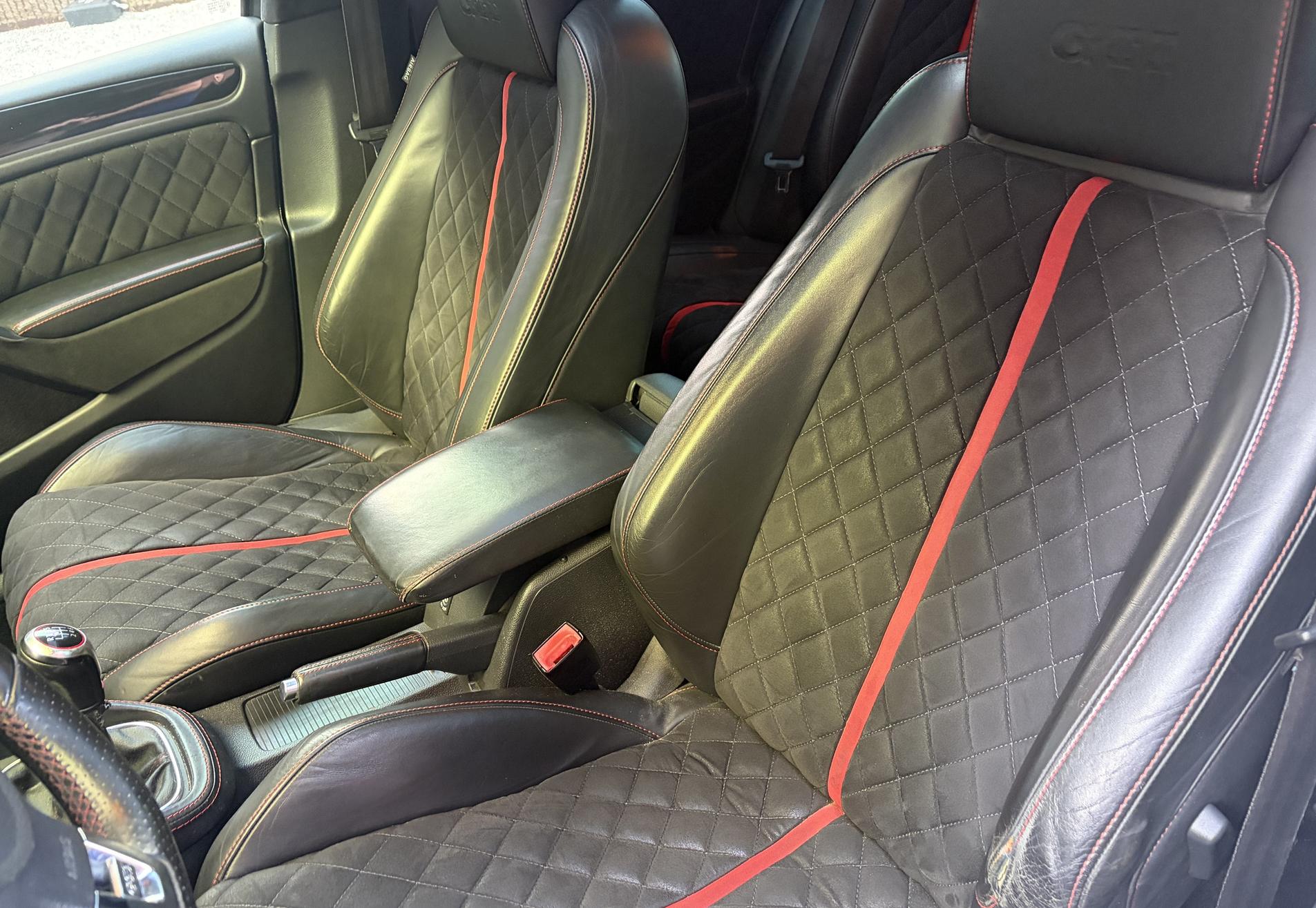 Volkswagen Golf 2.0 GTI
