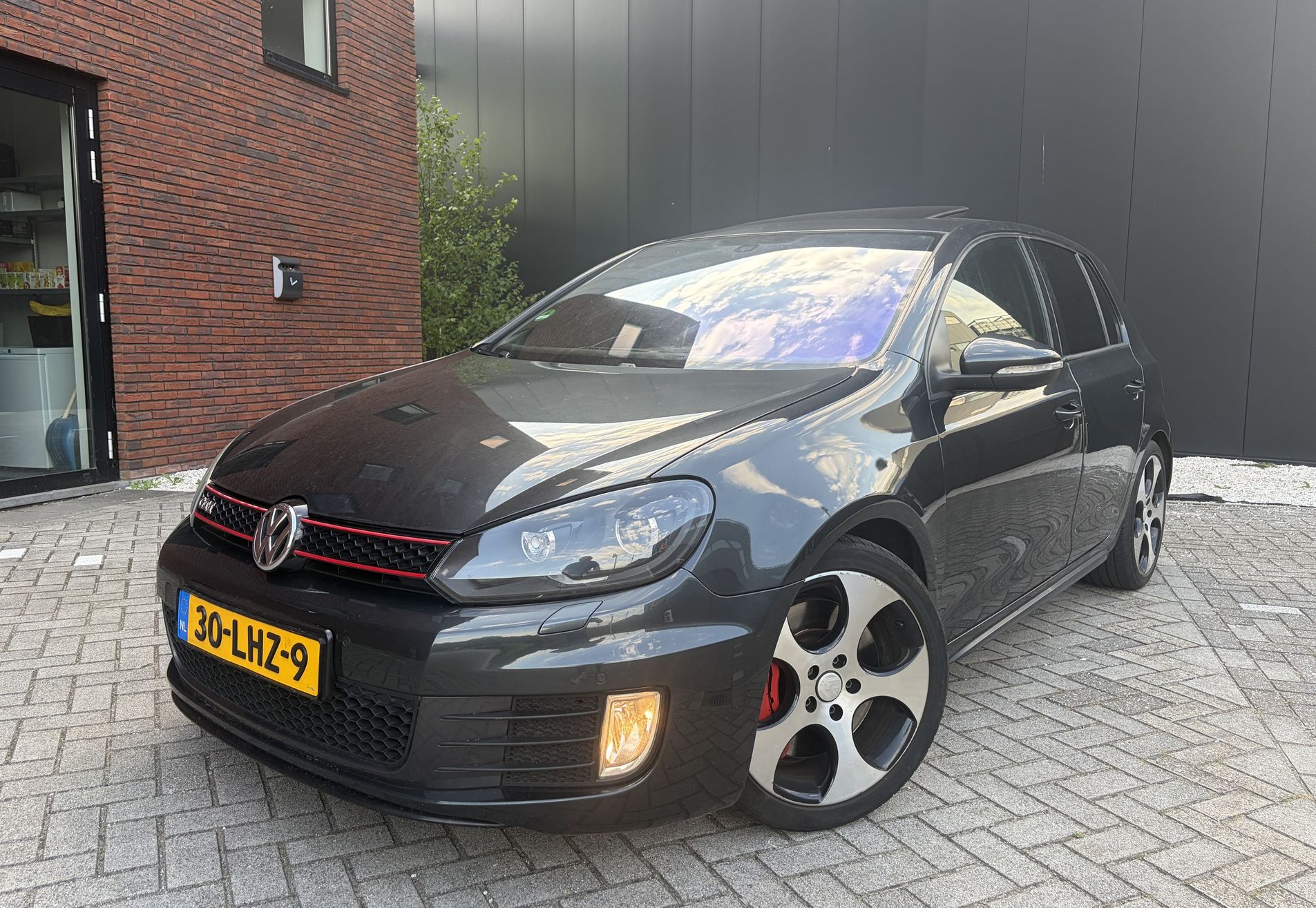 Volkswagen Golf 2.0 GTI