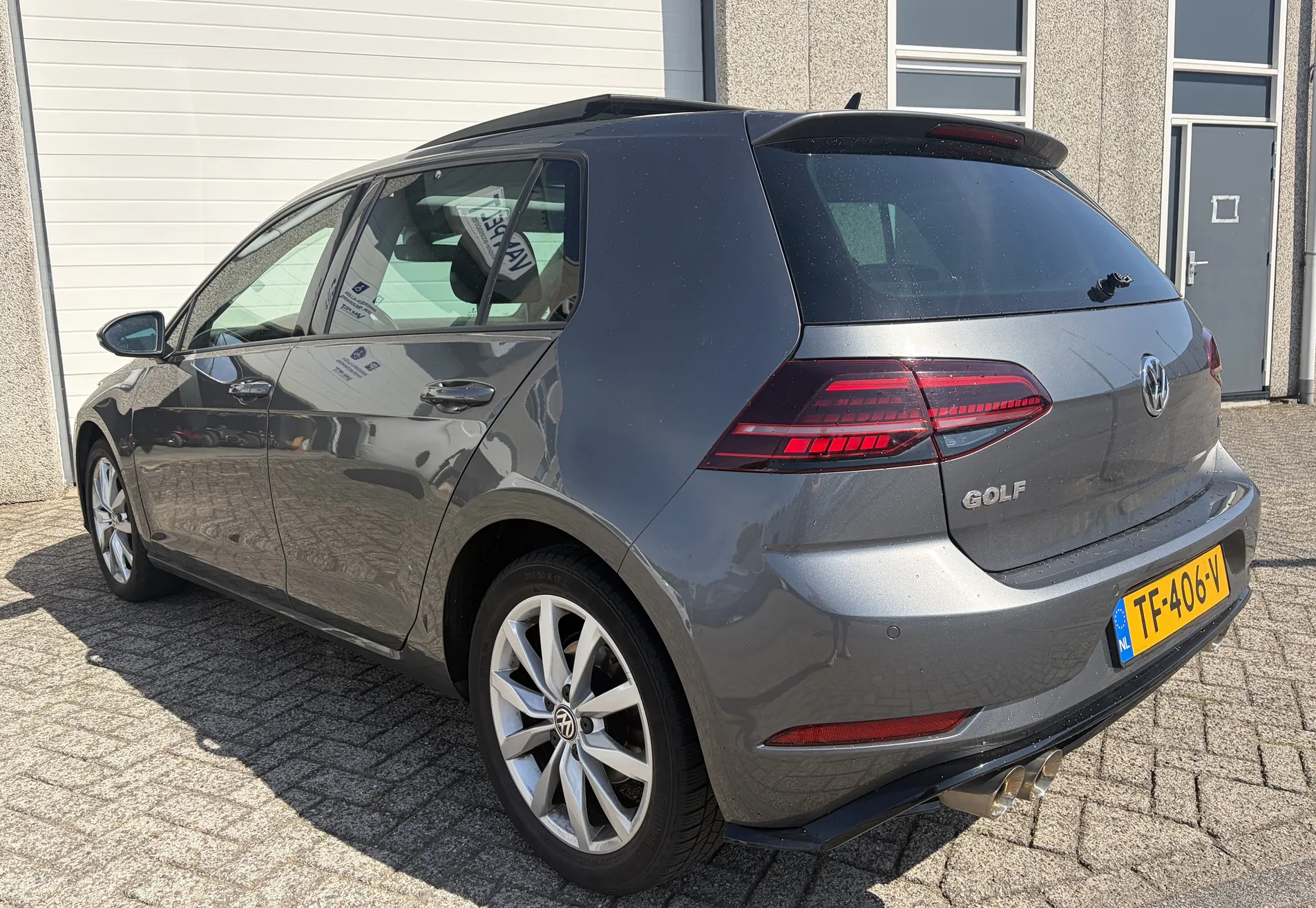 Volkswagen Golf 1.5 TSI Highline Business R