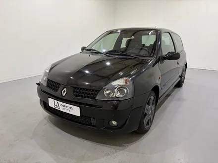 Renault Clio RS 2.0-16V Sport